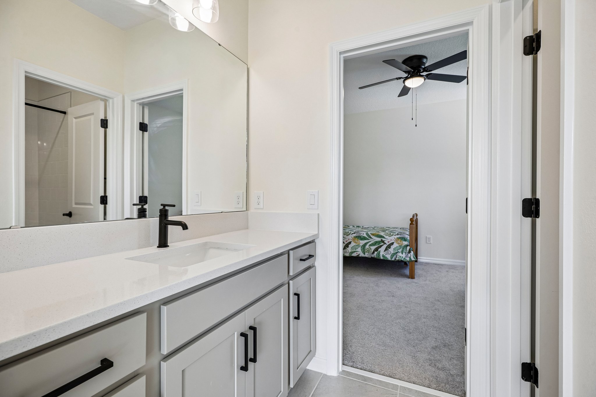 Native Oak St-S1909-049.jpg