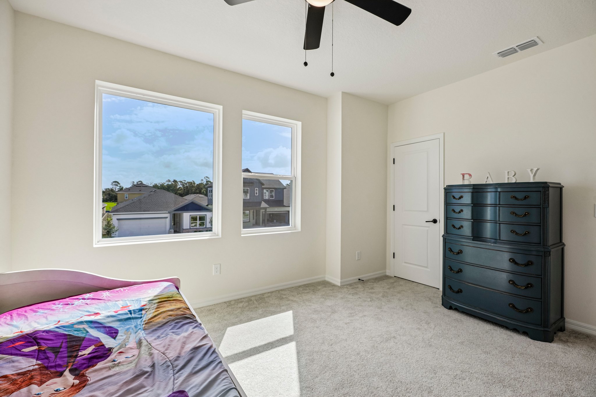 Native Oak St-S1909-053.jpg