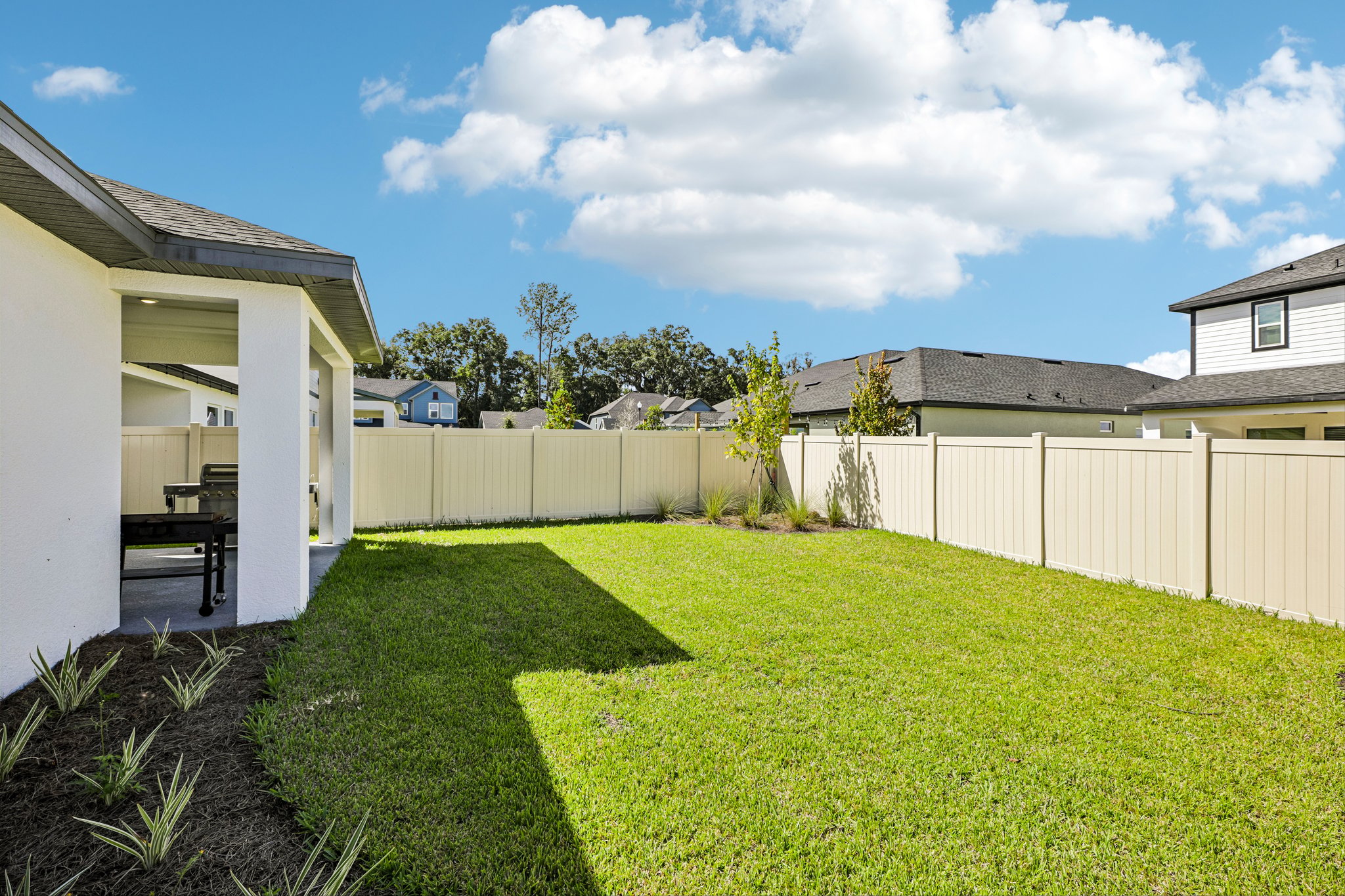 Native Oak St-S1909-067.jpg