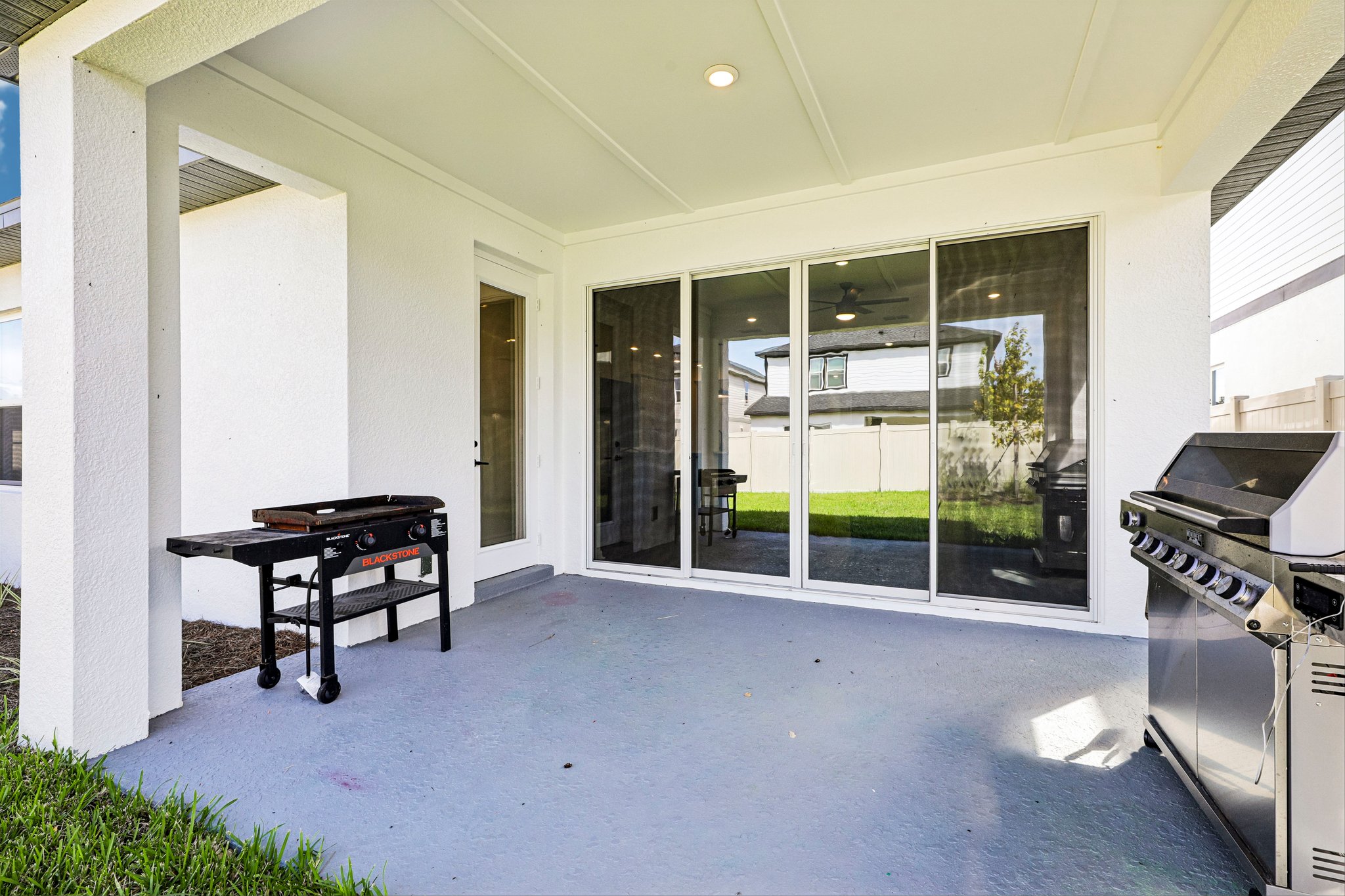 Native Oak St-S1909-069.jpg