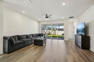 Native Oak St-S1909-015.jpg