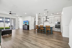 Native Oak St-S1909-017.jpg