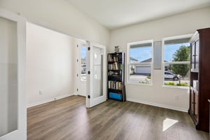 Native Oak St-S1909-027.jpg