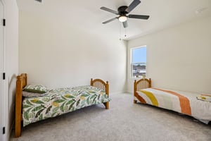 Native Oak St-S1909-044.jpg