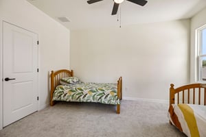 Native Oak St-S1909-046.jpg