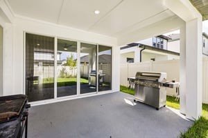 Native Oak St-S1909-070.jpg