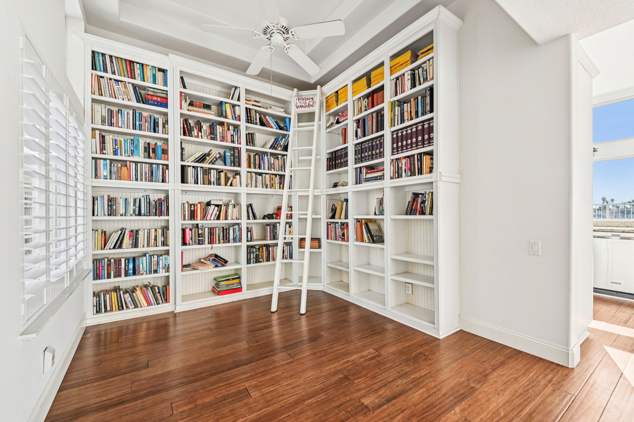 5812 Spinnaker Bay Dr-L0611-012