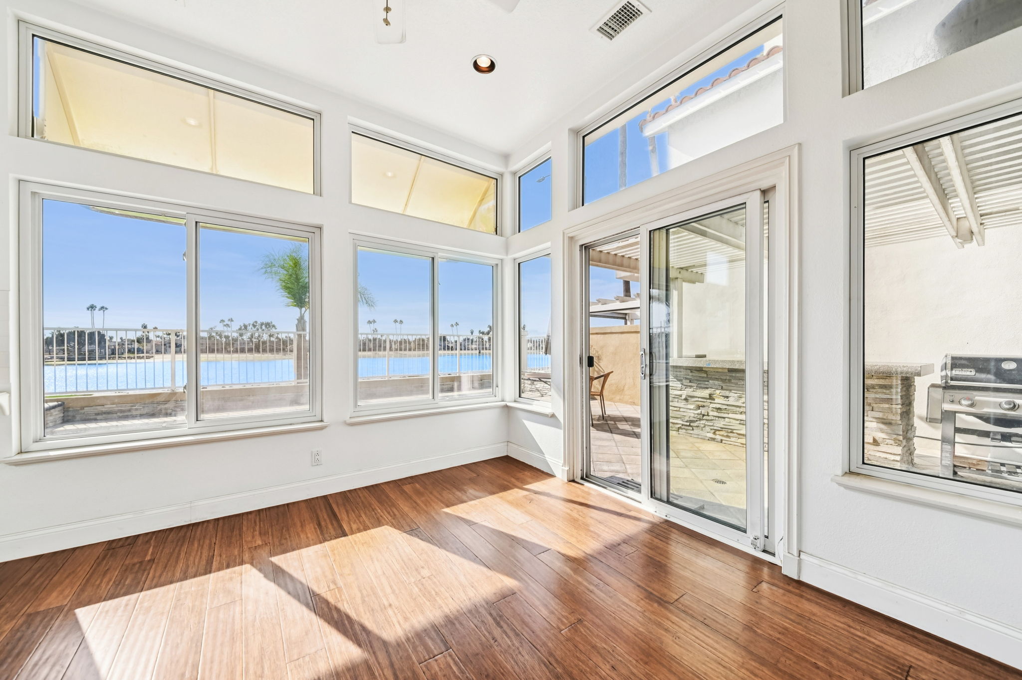 5812 Spinnaker Bay Dr-L0611-017