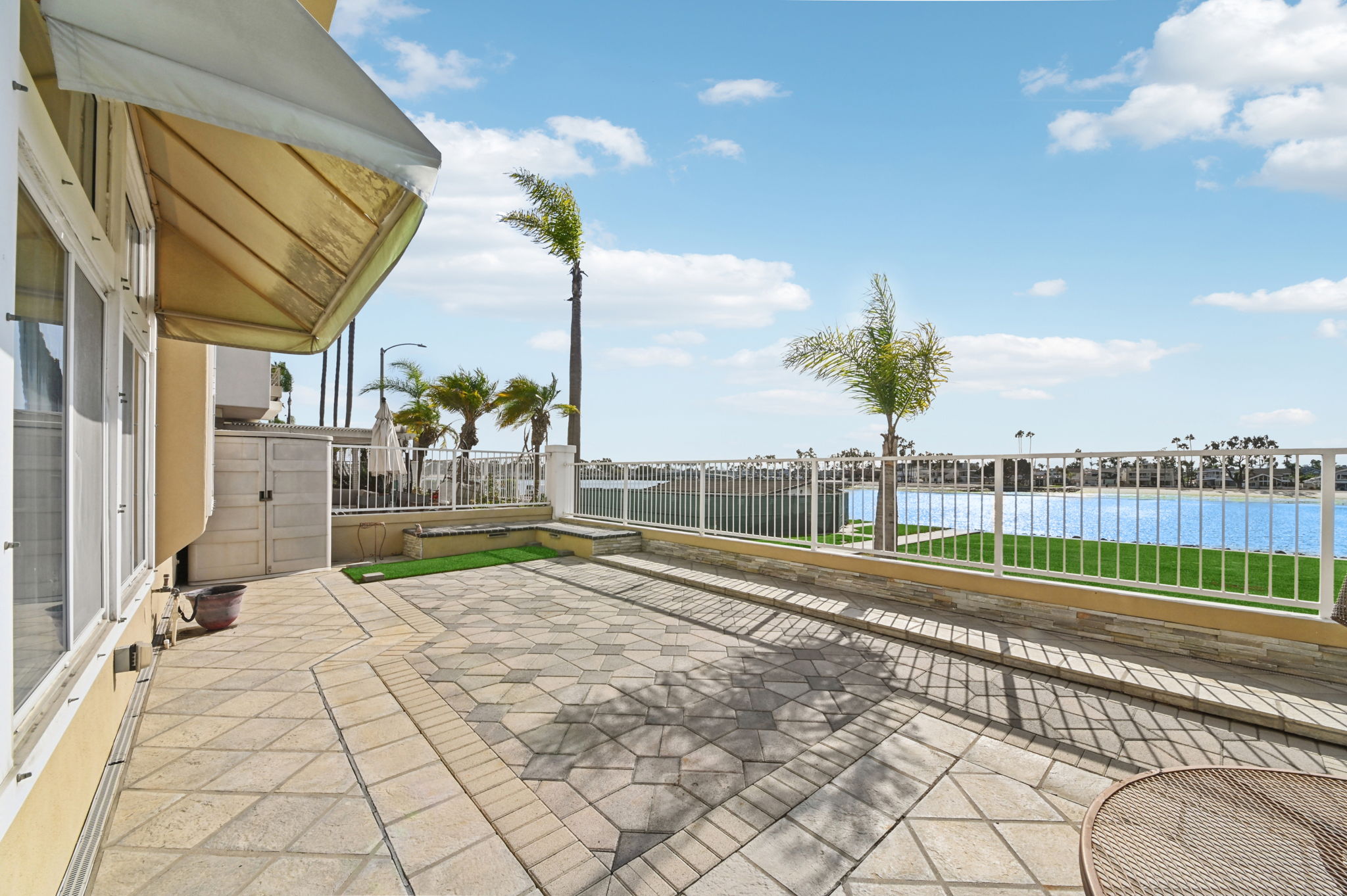 5812 Spinnaker Bay Dr-L0611-056