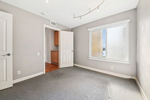 5812 Spinnaker Bay Dr-L0611-035