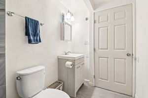 5812 Spinnaker Bay Dr-L0611-049