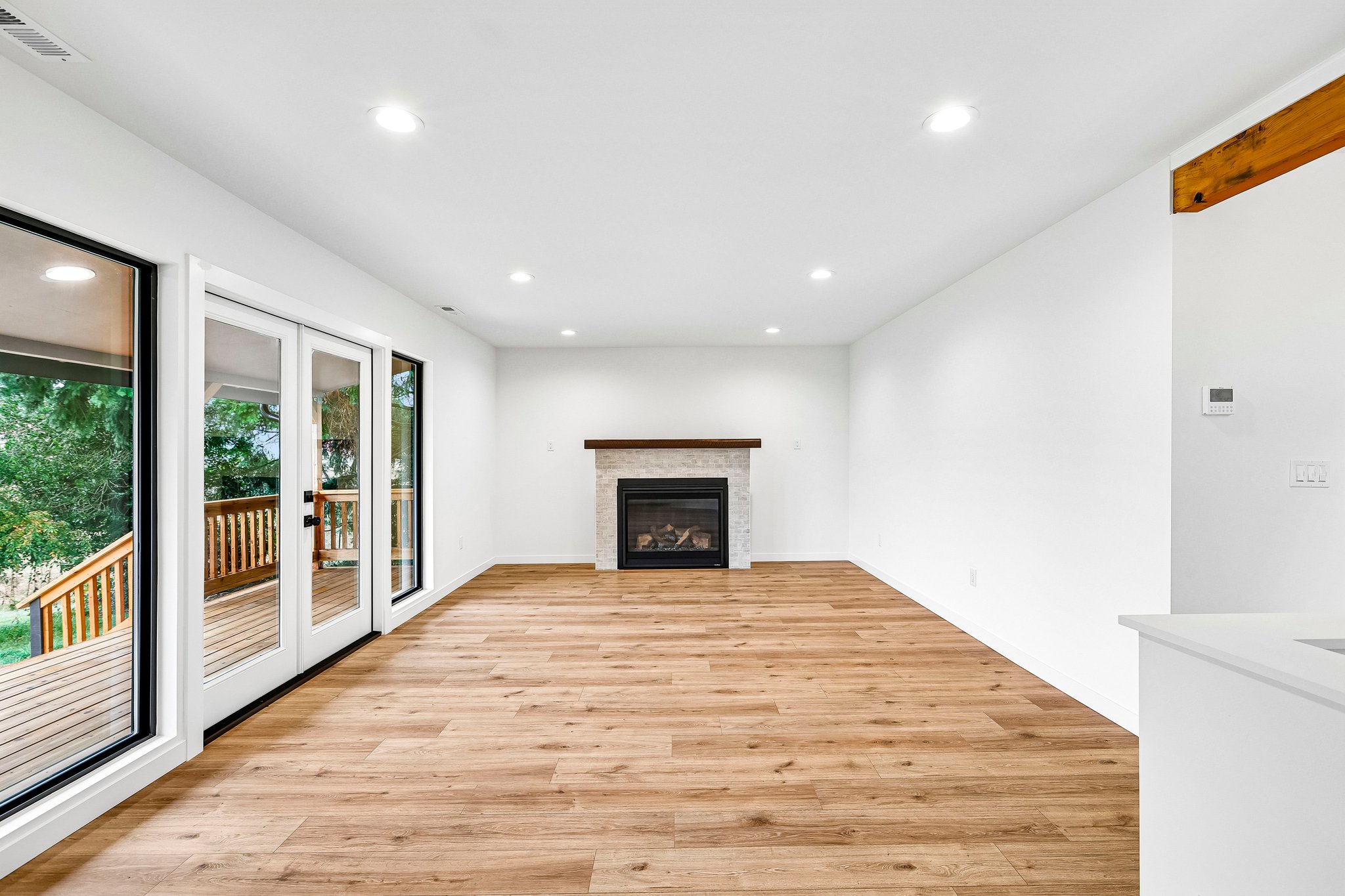 83rd Ave SE-S1610-009.jpg