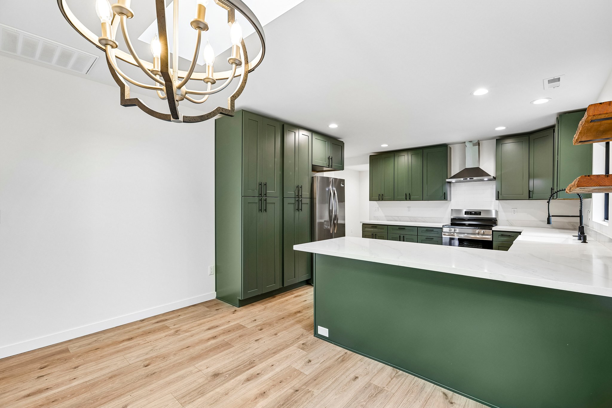 83rd Ave SE-S1610-017.jpg