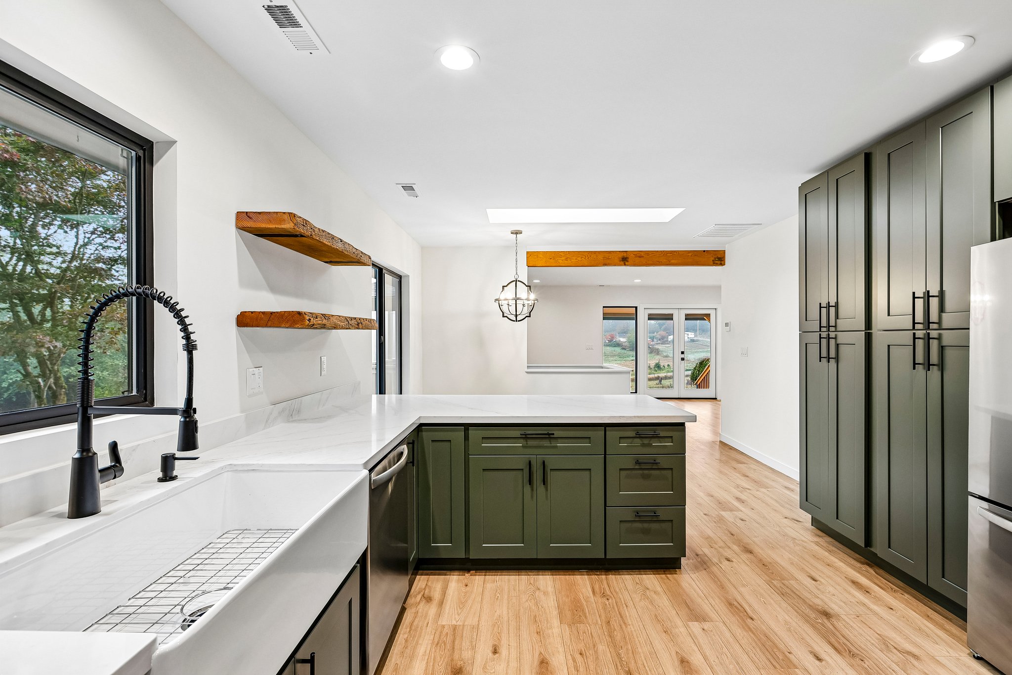 83rd Ave SE-S1610-022.jpg