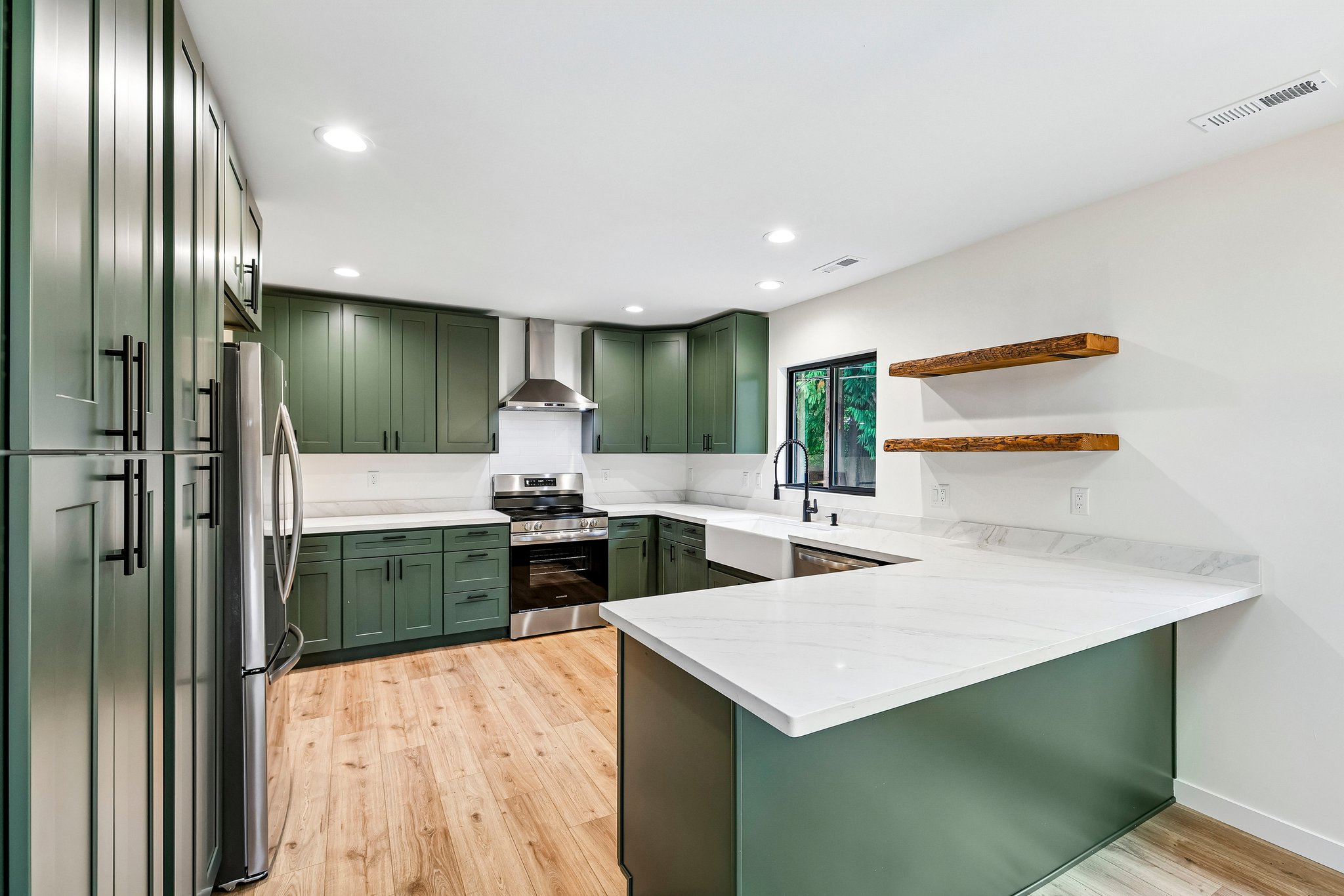 83rd Ave SE-S1610-027.jpg