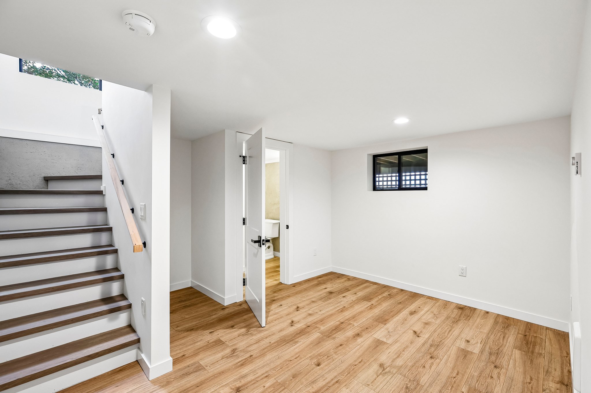 83rd Ave SE-S1610-046.jpg