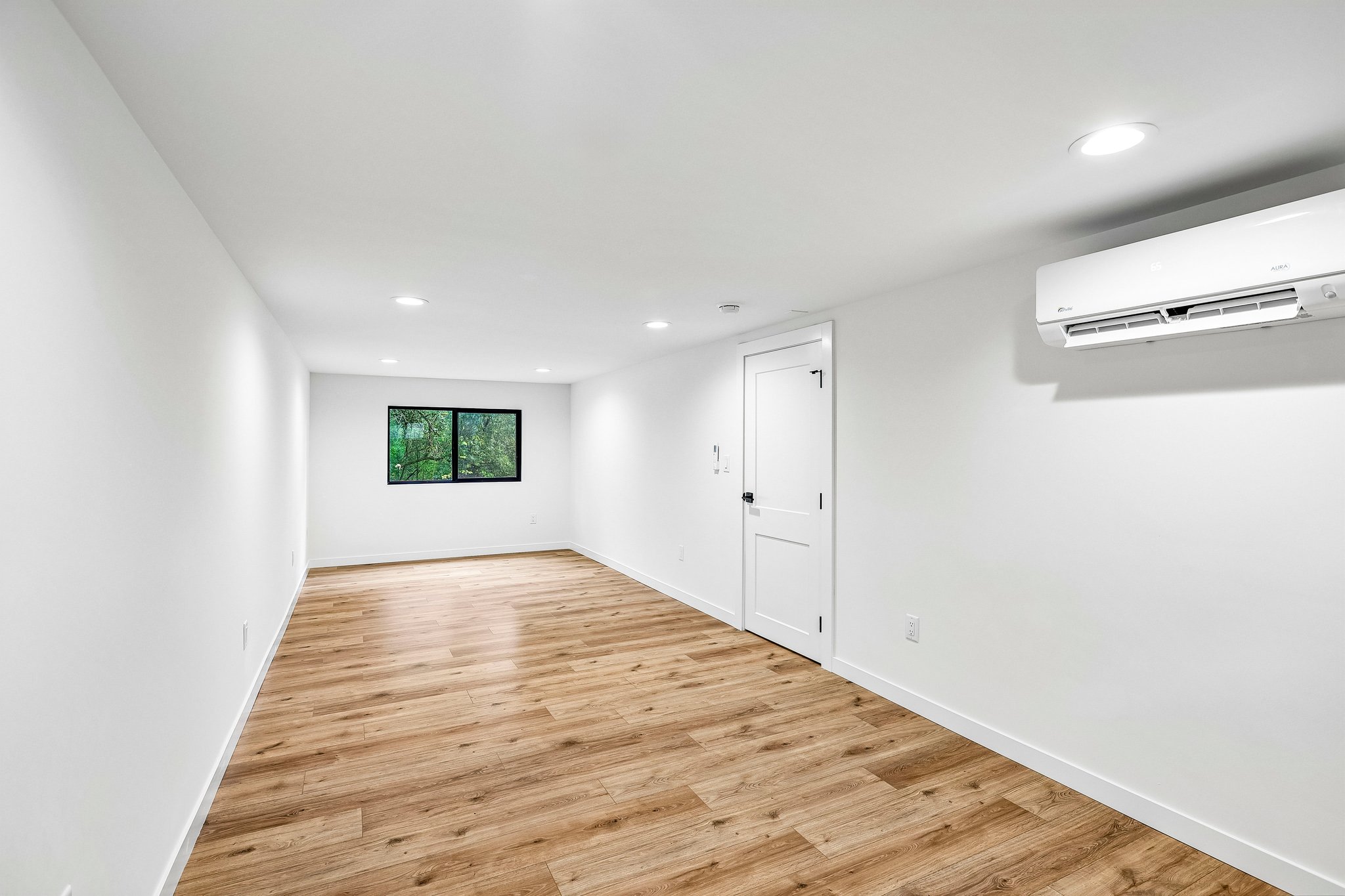 83rd Ave SE-S1610-050.jpg