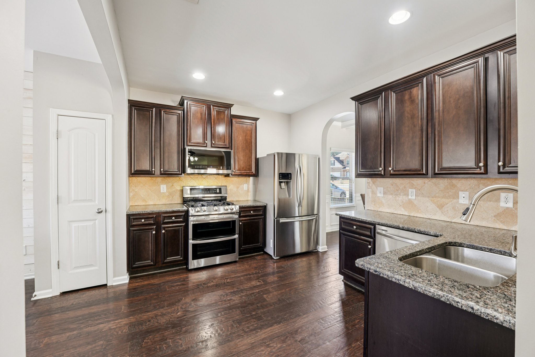 Crest Oak Way-S0702-020.jpg