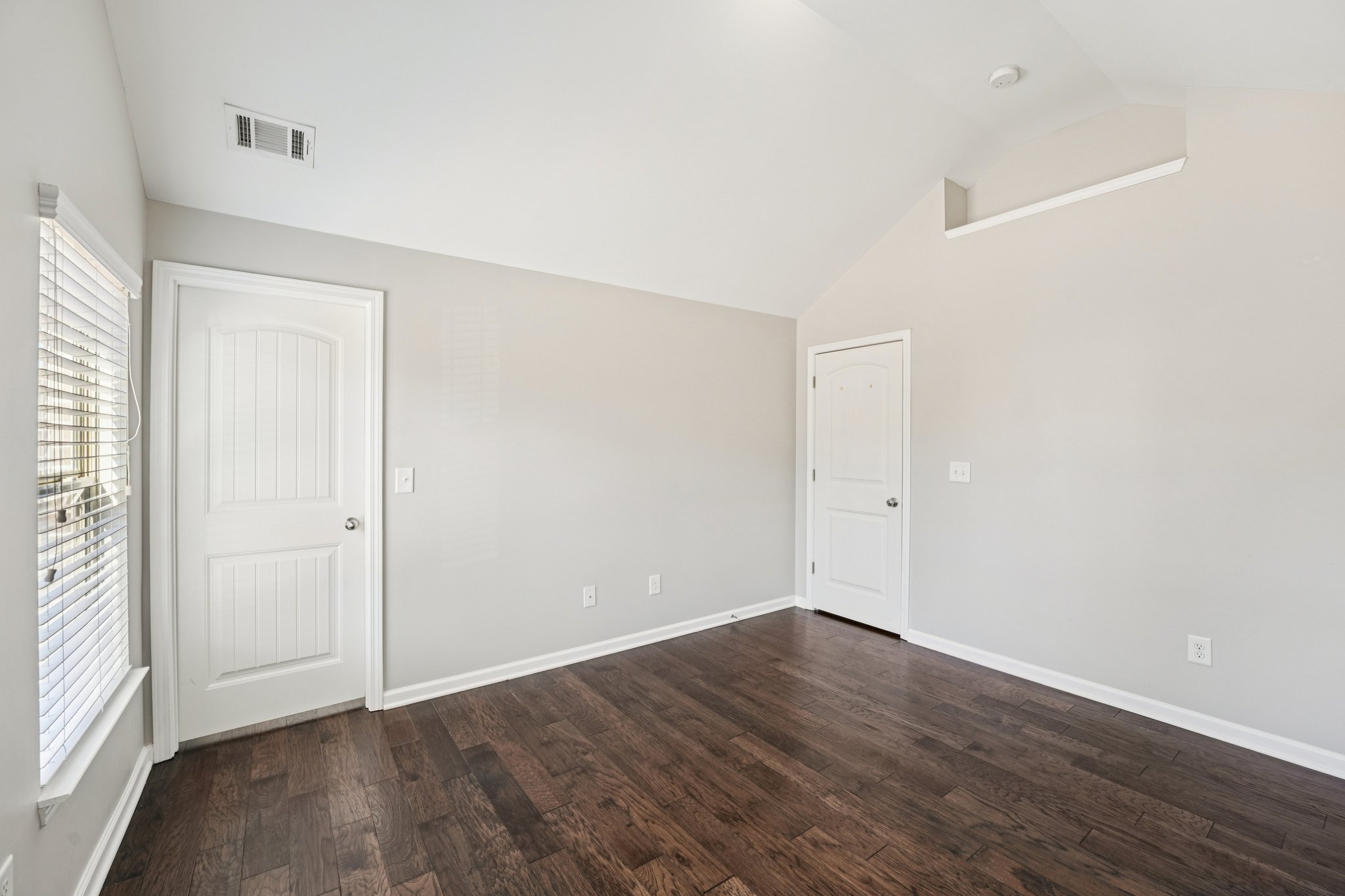 Crest Oak Way-S0702-040.jpg