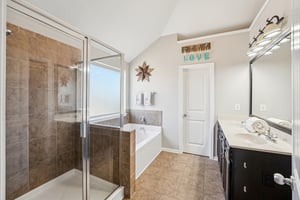 Crest Oak Way-S0702-030.jpg