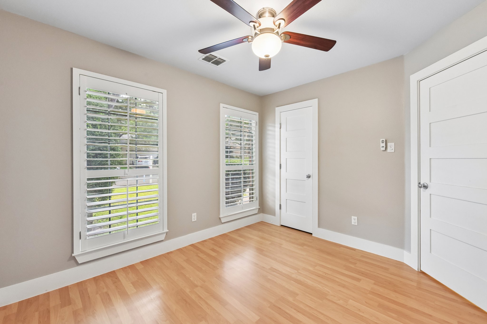 Lomita Verde Cir-S2507-023.jpg
