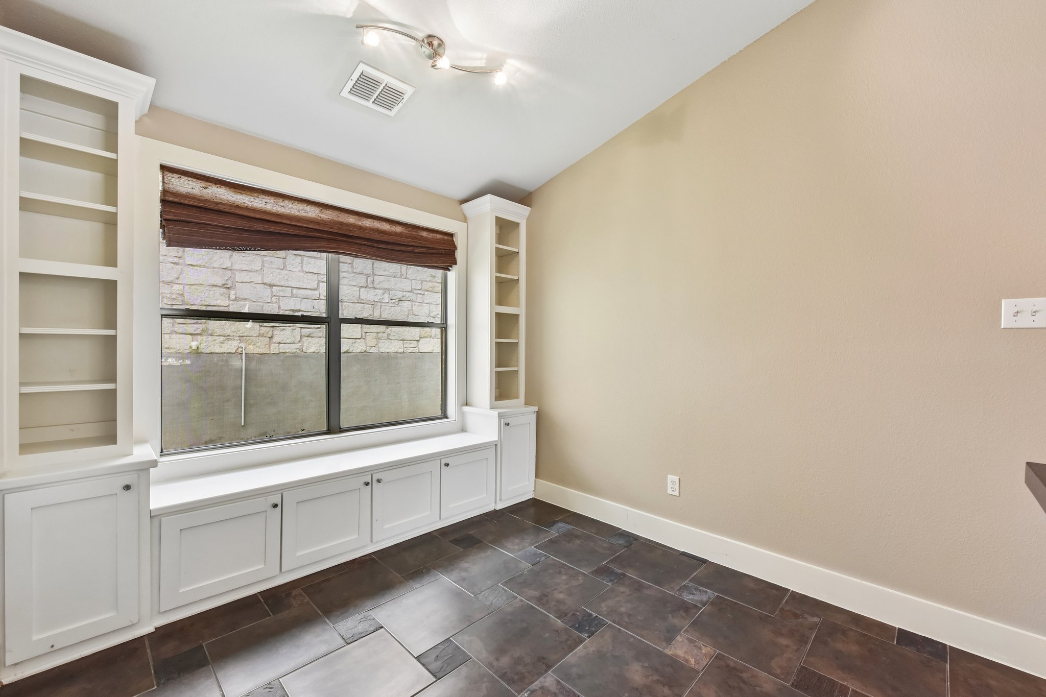 Lomita Verde Cir-S2507-030.jpg