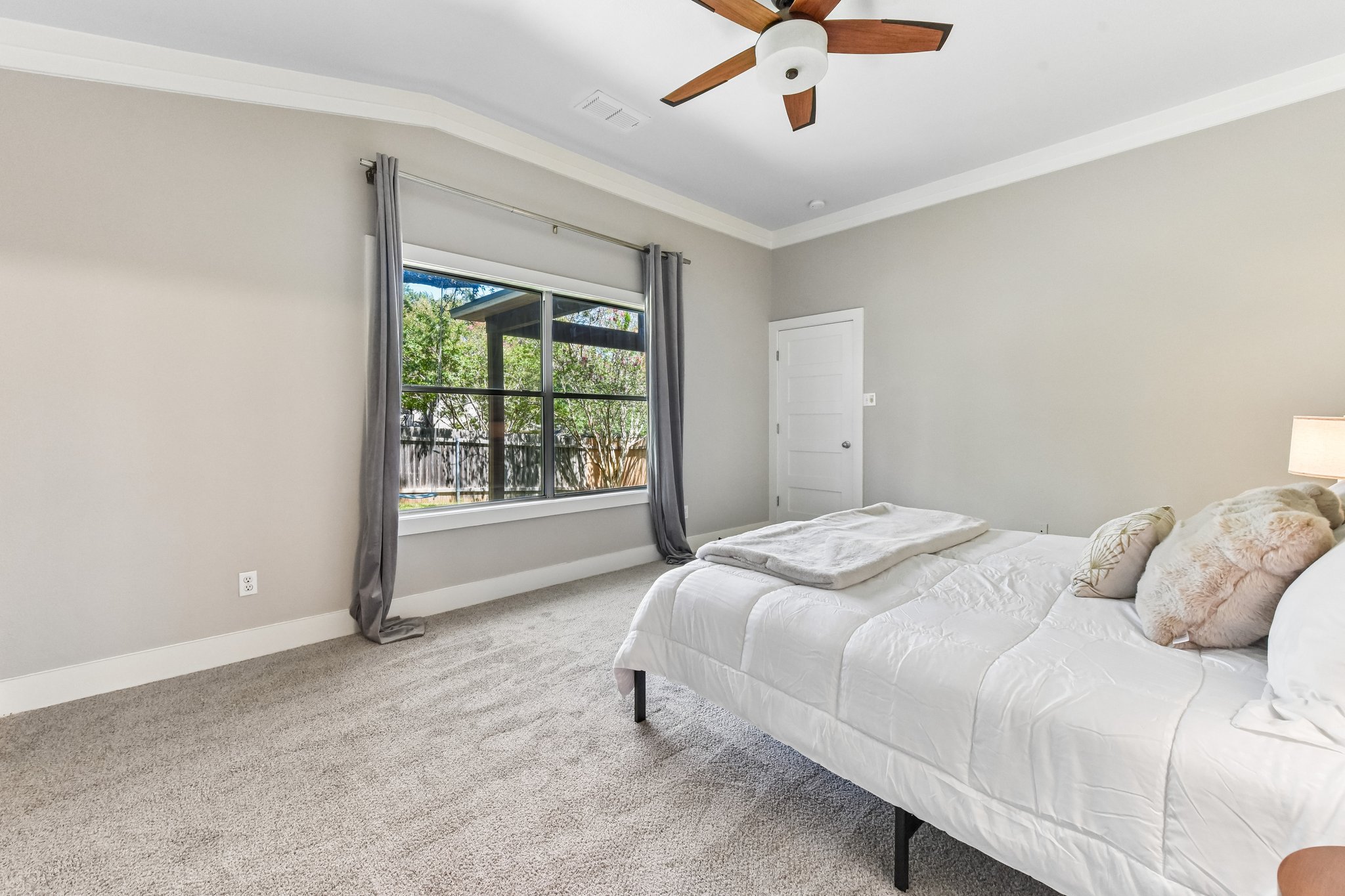 - 5815 Lomita Verde Cir-S1408-1-006.jpg
