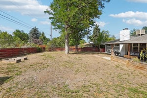 S Elati St-S1009-037.jpg
