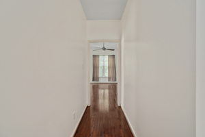  Photo 34