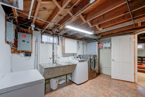 Laundry Facility/Room