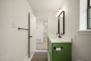  Photo 49