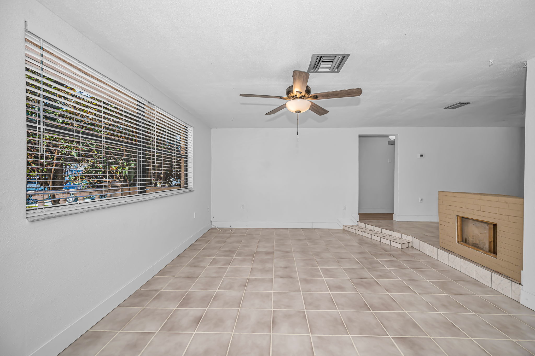 Living Room2