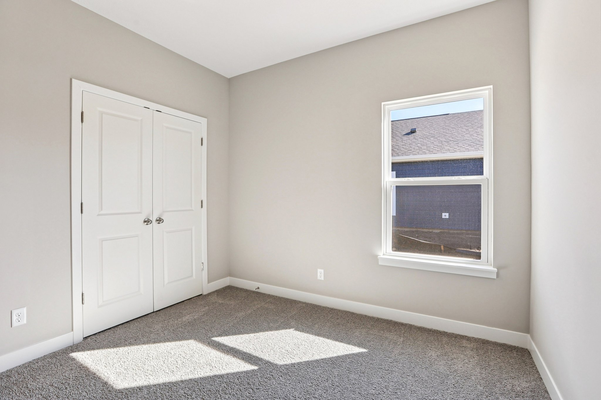 Crotal Ave-S1303-037.jpg