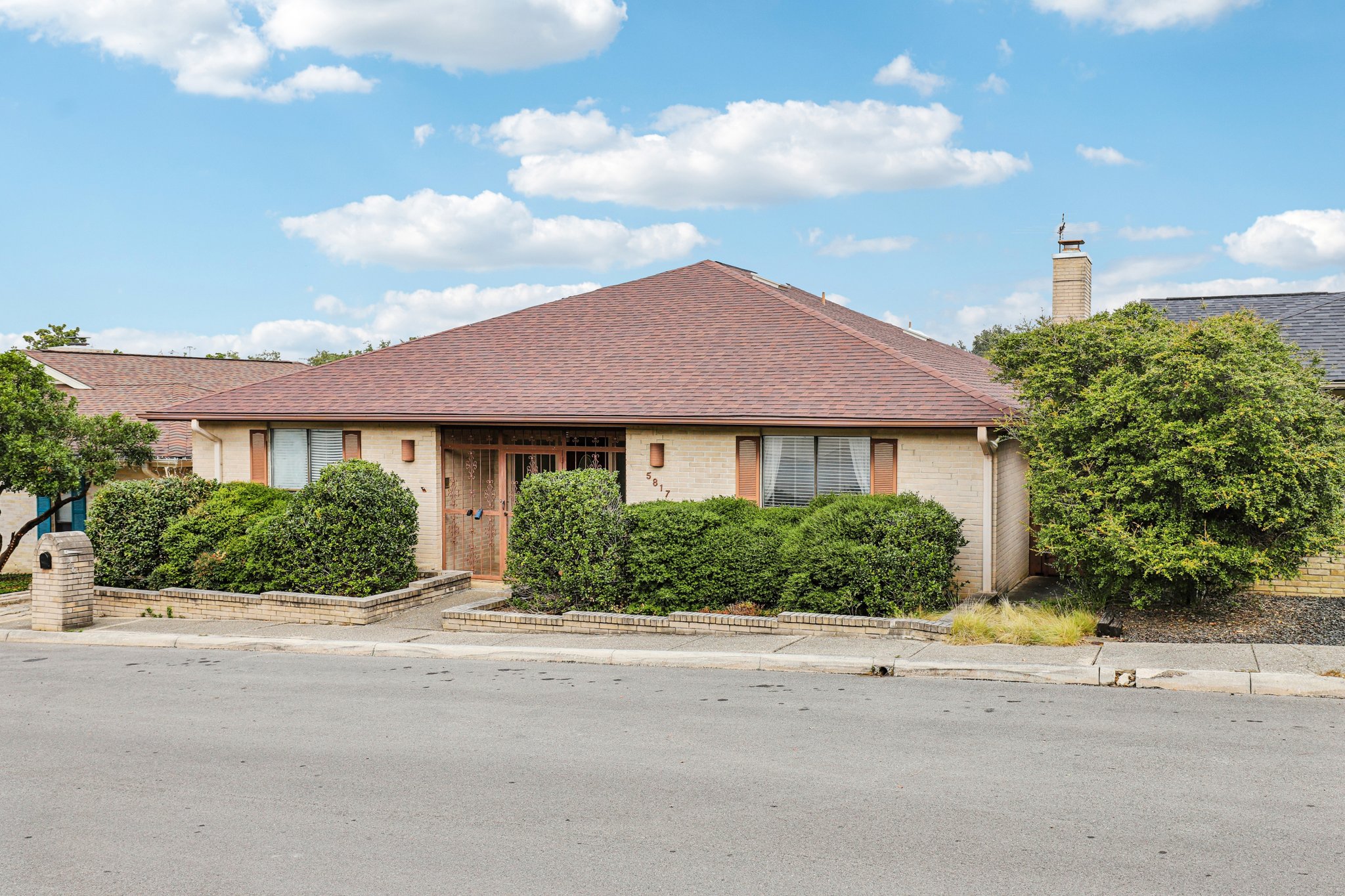 Winding Ridge Dr-S1811-002.jpg