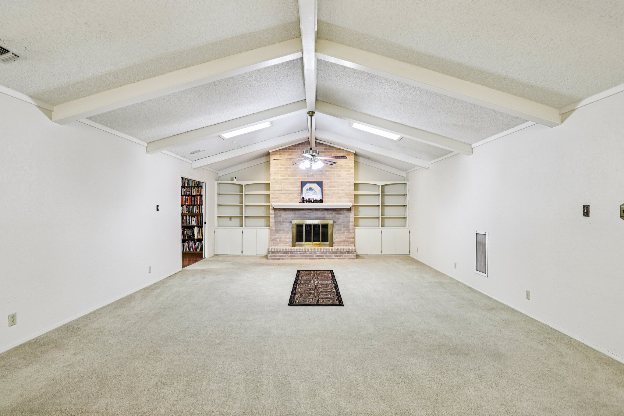 Winding Ridge Dr-S1811-016.jpg