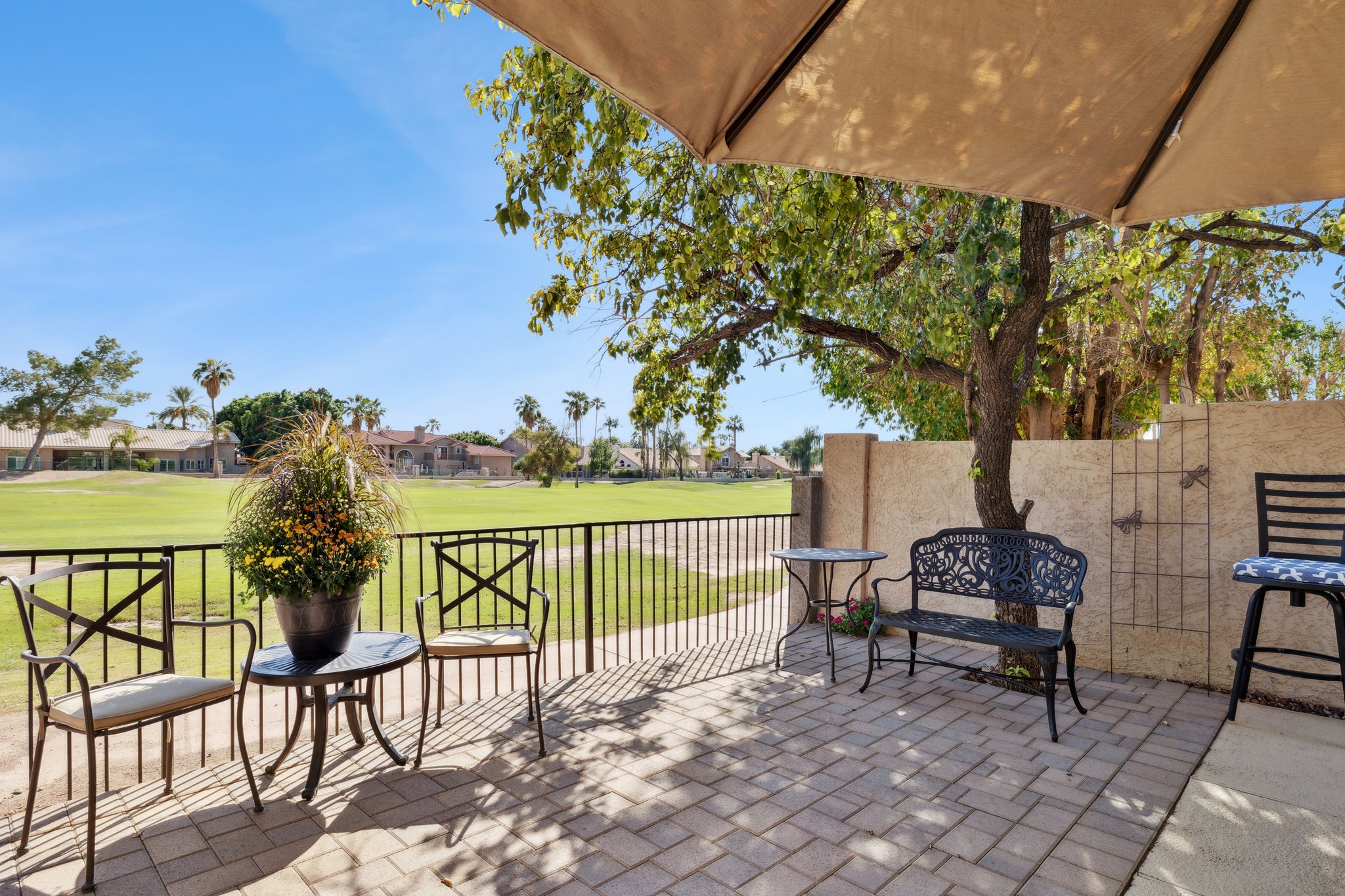 5819 W Abraham Ln - 007.jpg