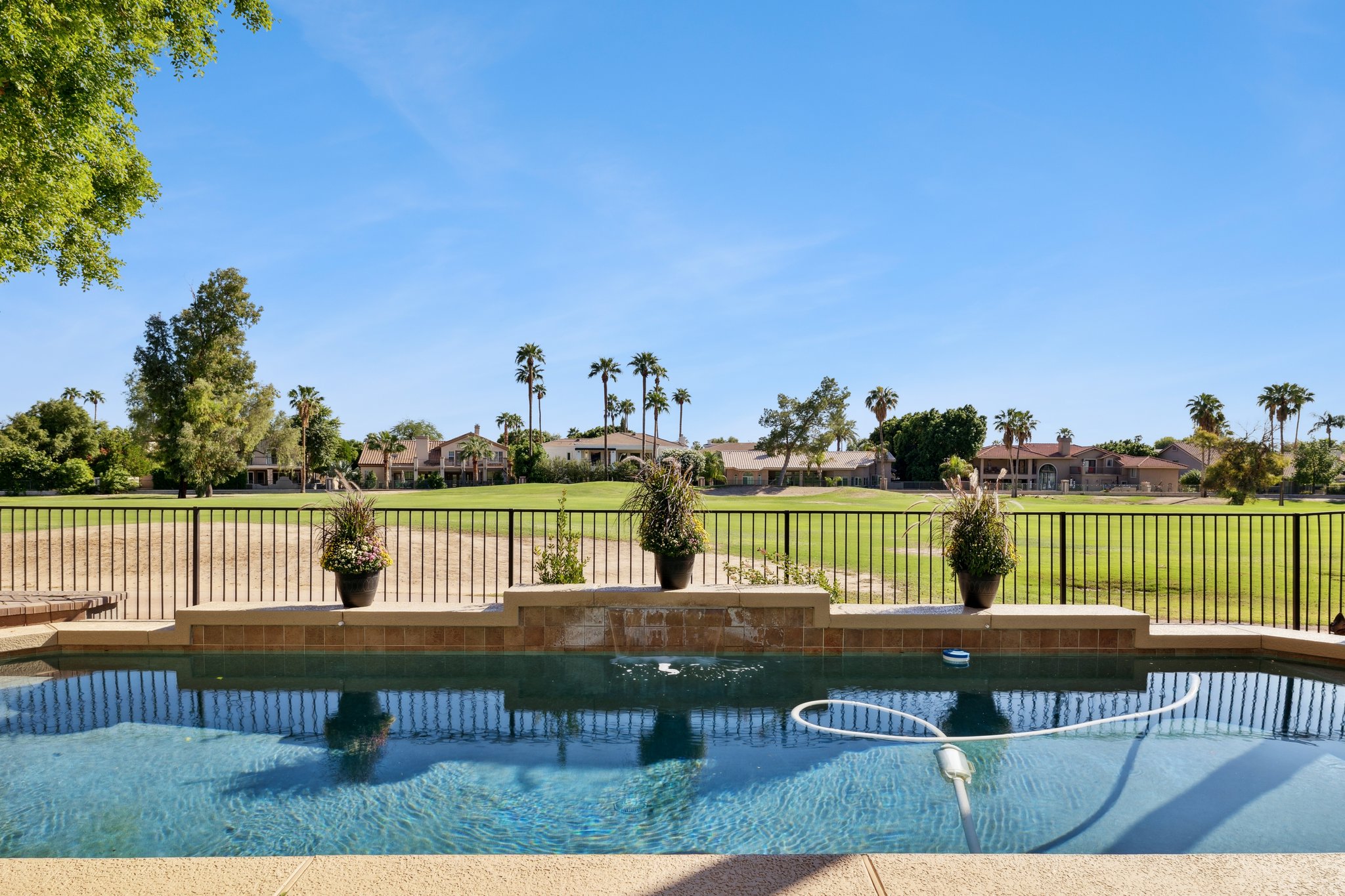 5819 W Abraham Ln - 011.jpg