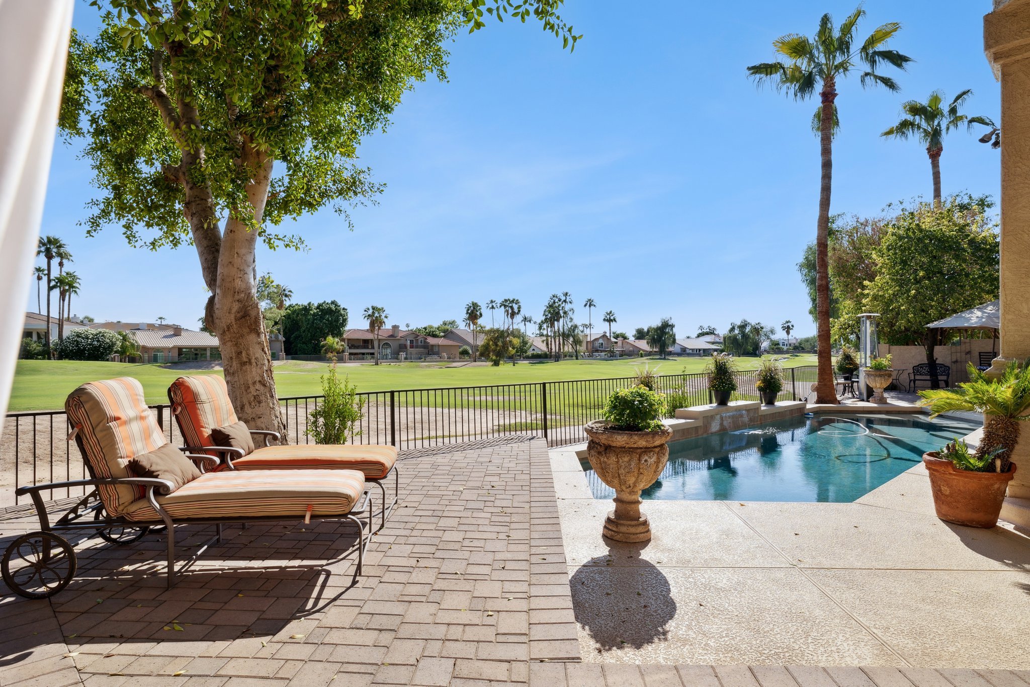 5819 W Abraham Ln - 013.jpg