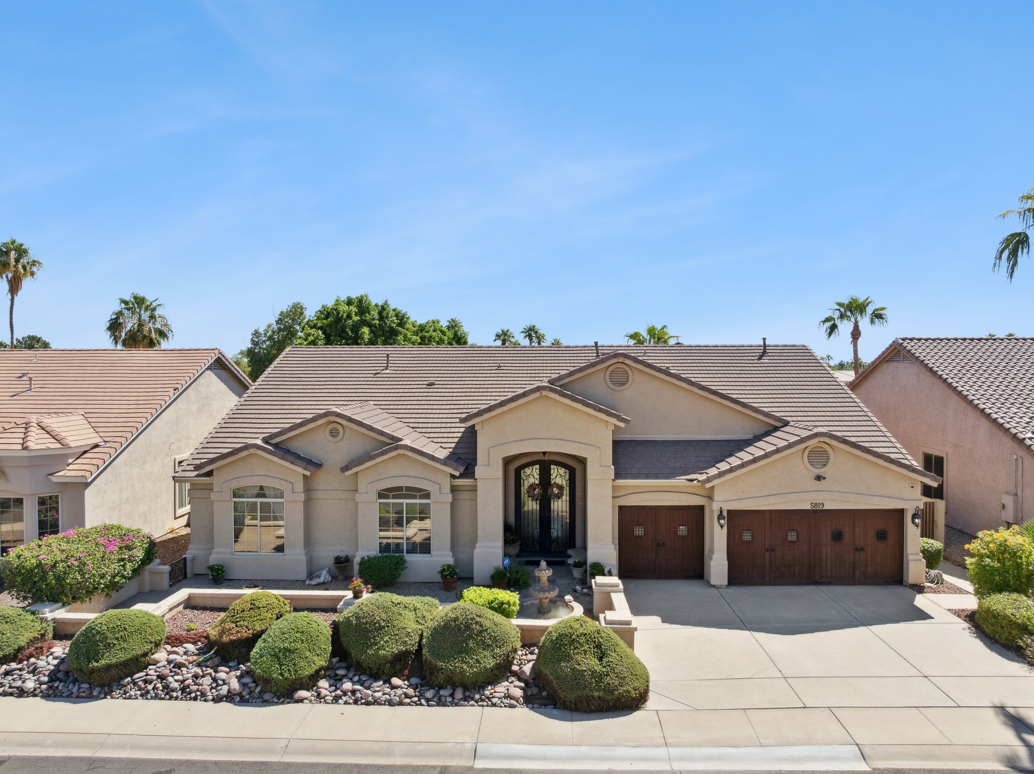 5819 W Abraham Ln - 017.jpg