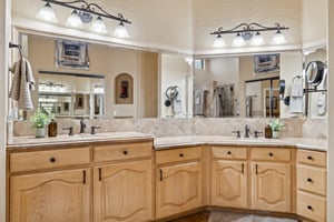 5819 W Abraham Ln, Glendale, AZ 85308-028.jpg