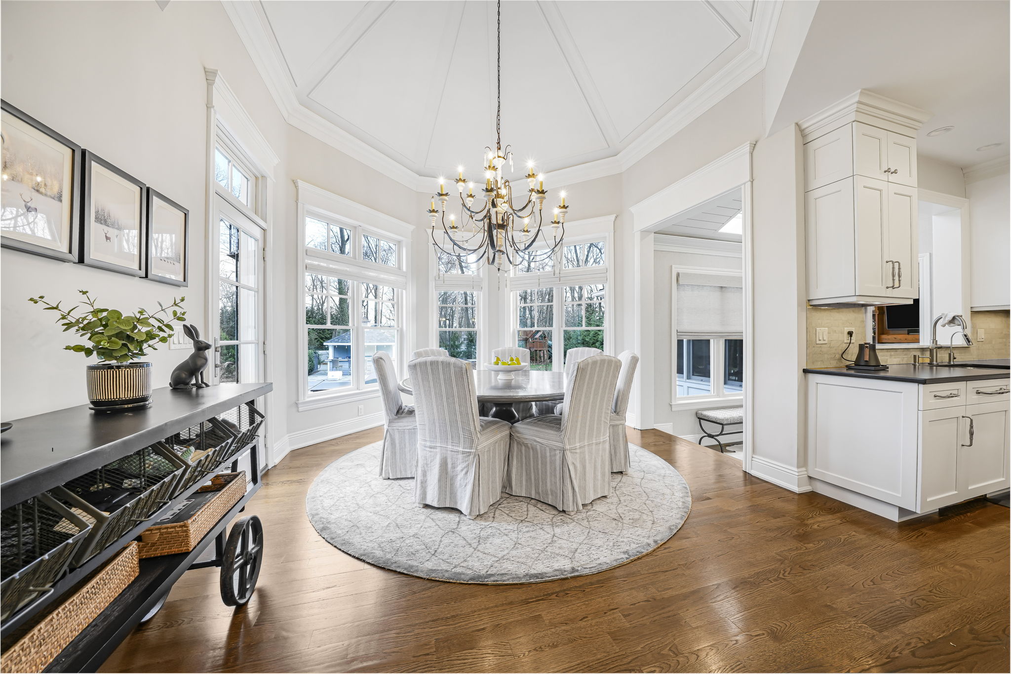 Casual Dining in Kitchen