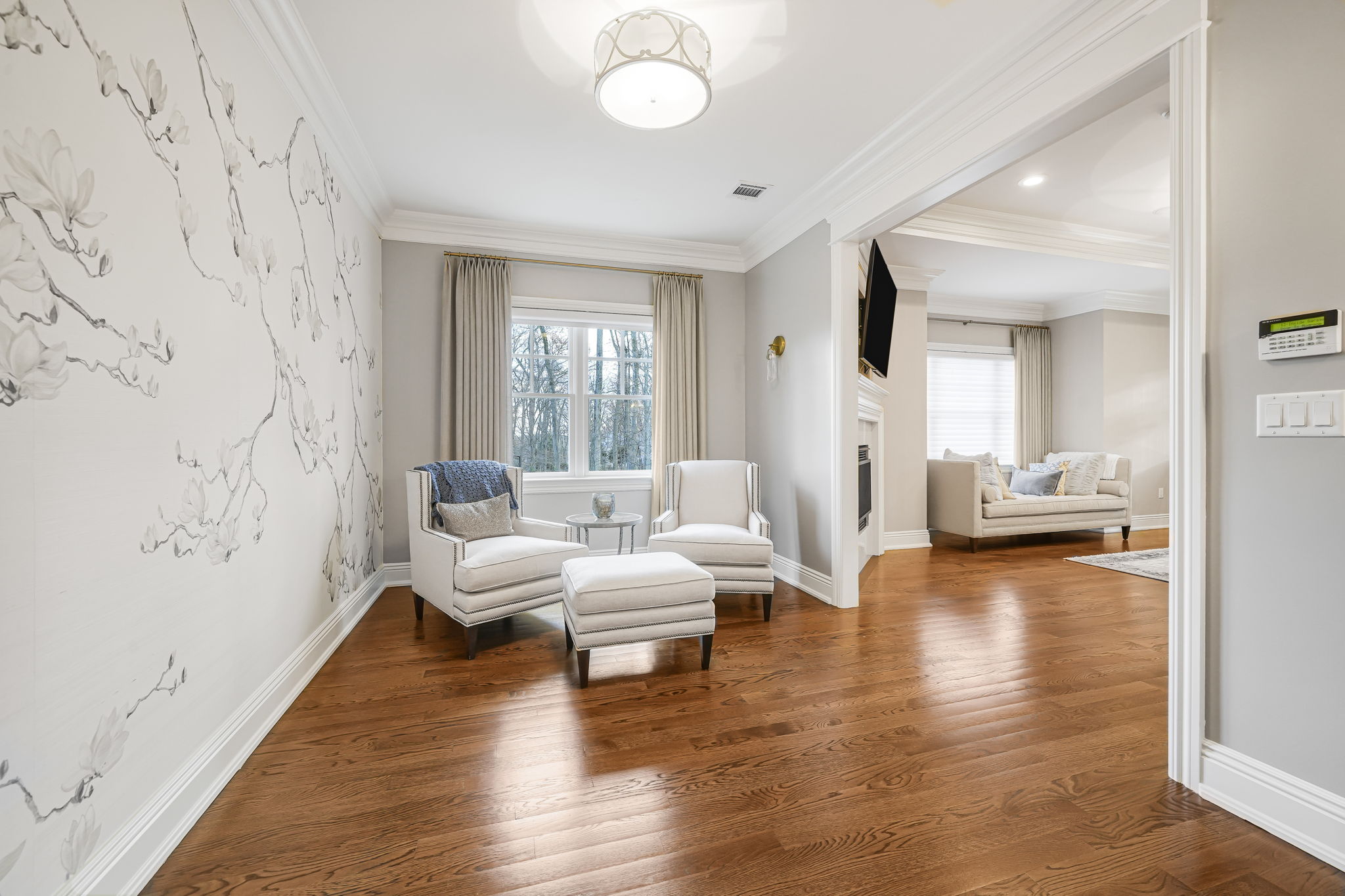 Primary Entrance/Seating Area