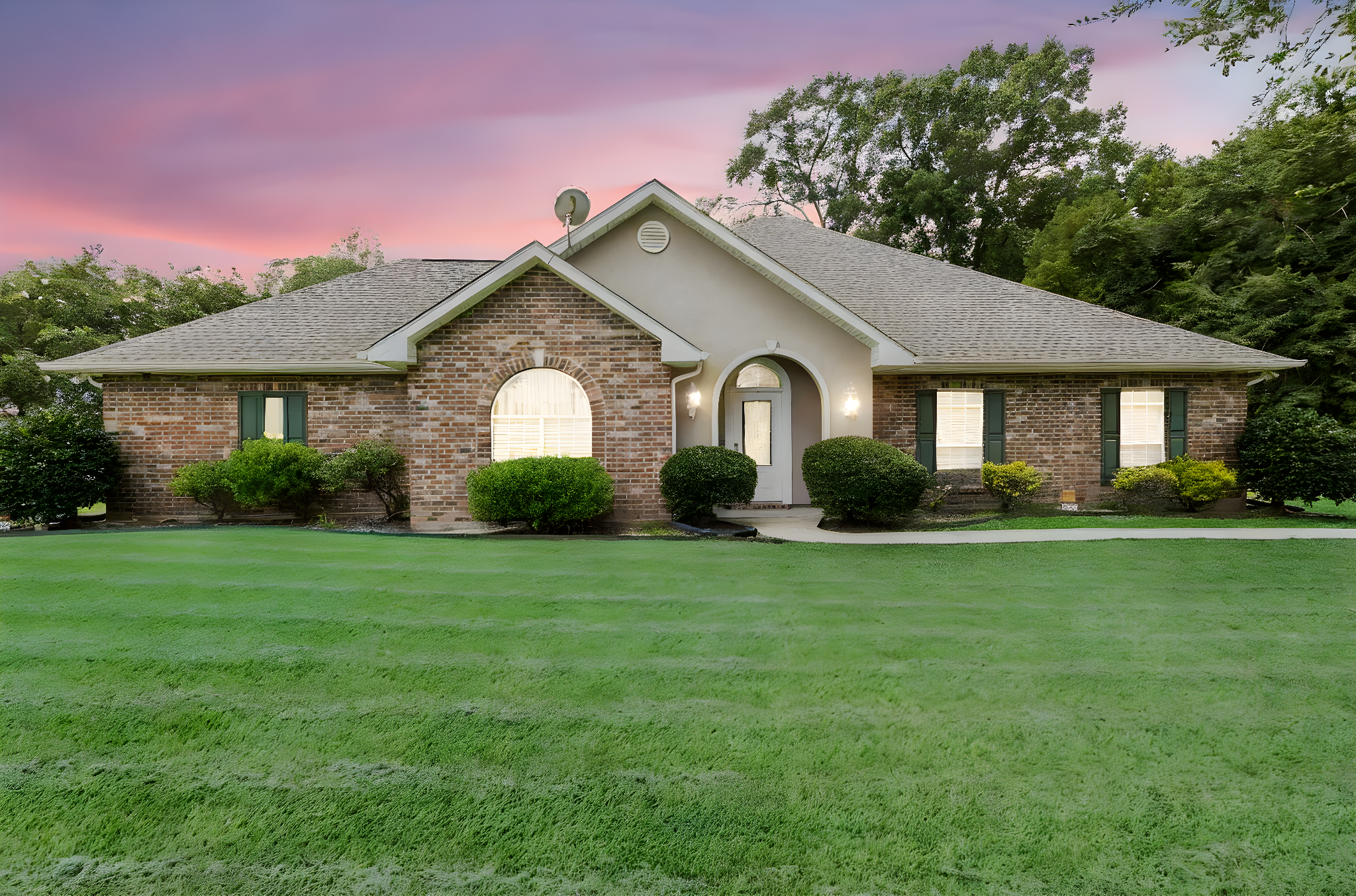 582 Meghan Dr-19 day to dusk.jpeg