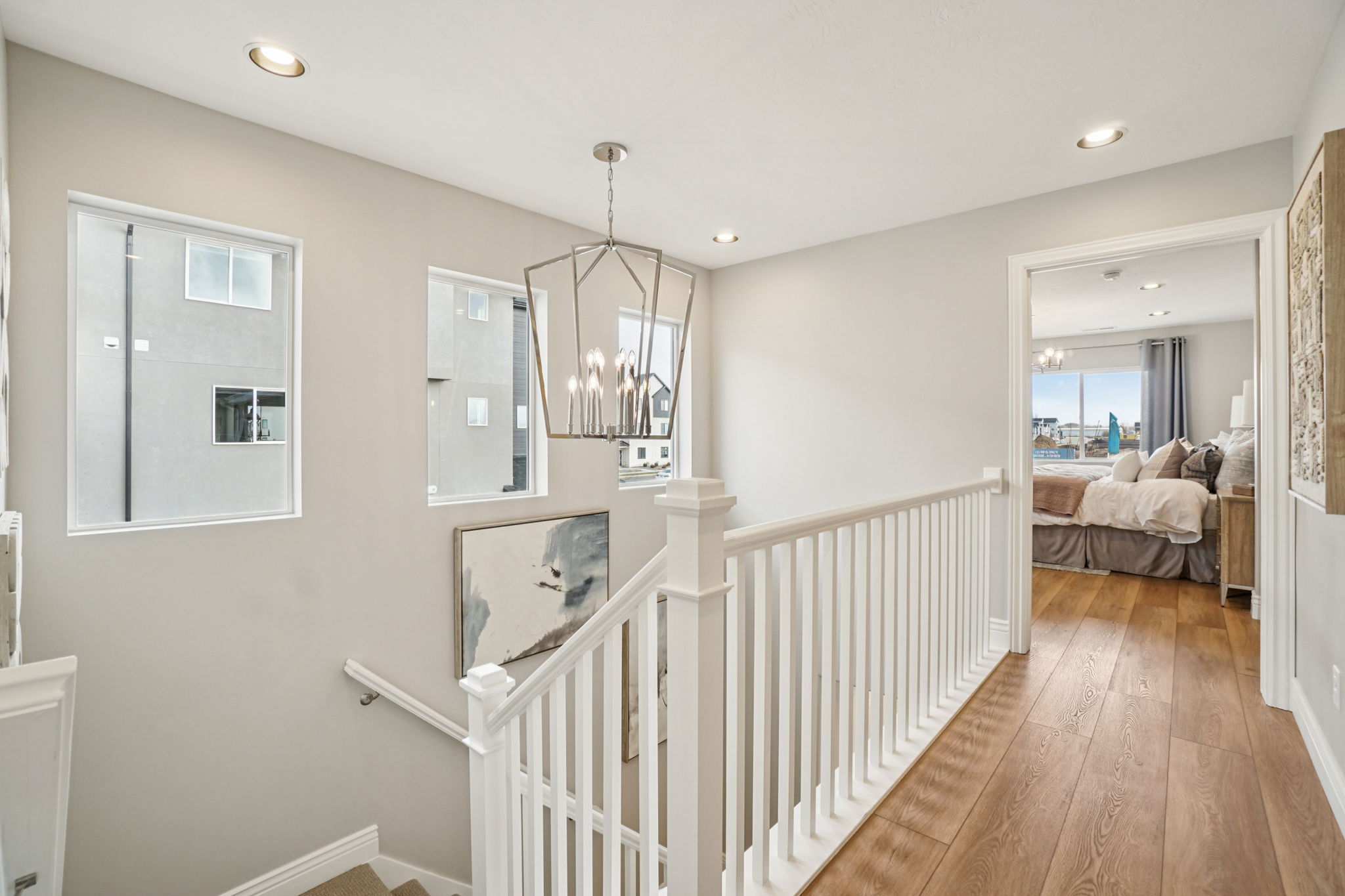 582 South 850 West-S0412-022