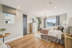 582 South 850 West-S0412-015