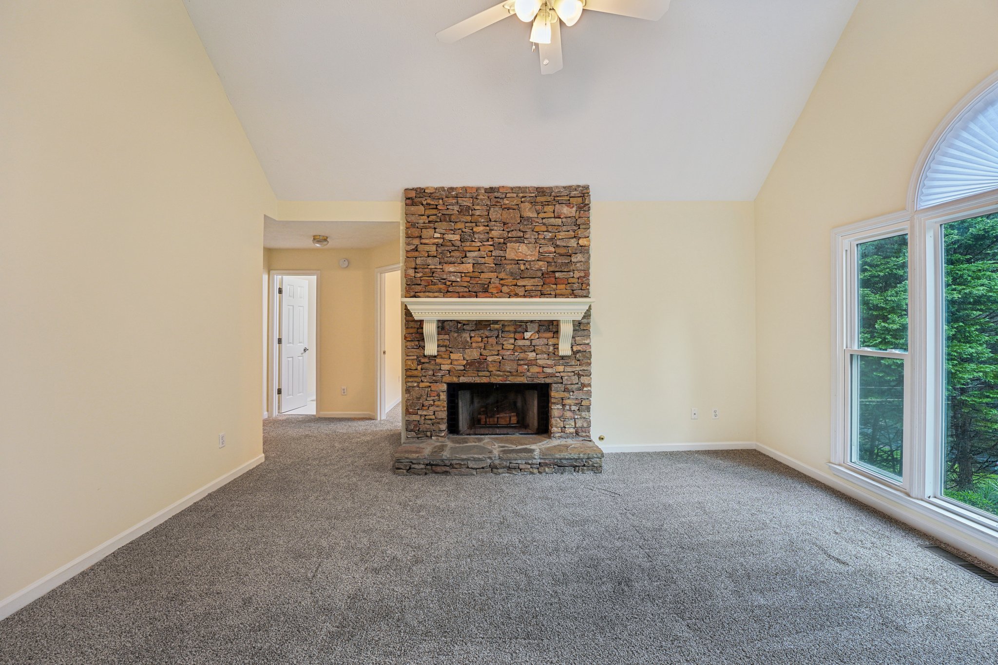 Elm Tree Dr NE-S2008-006.jpg
