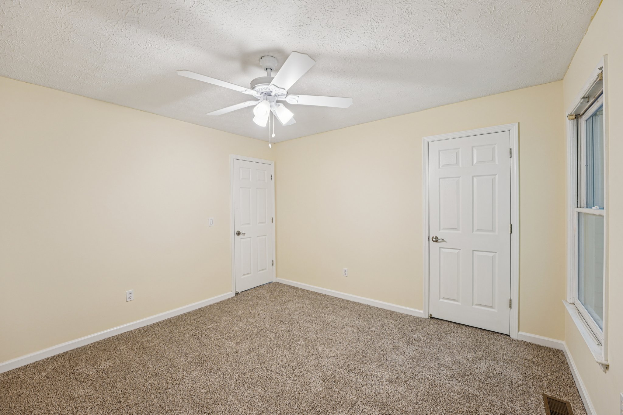 Elm Tree Dr NE-S2008-023.jpg