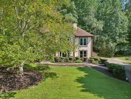 Elm Tree Dr NE-S2108-012.jpg