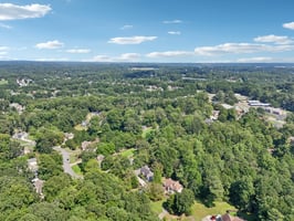 Elm Tree Dr NE-S2108-017.jpg