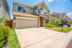 5820 Harper Park Dr, Austin, TX 78735, USA Photo 4